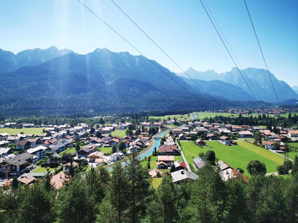 Gasthof & Hotel Zur Post Wallgau Exterior foto
